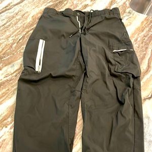 Nike Mens M army green pants
